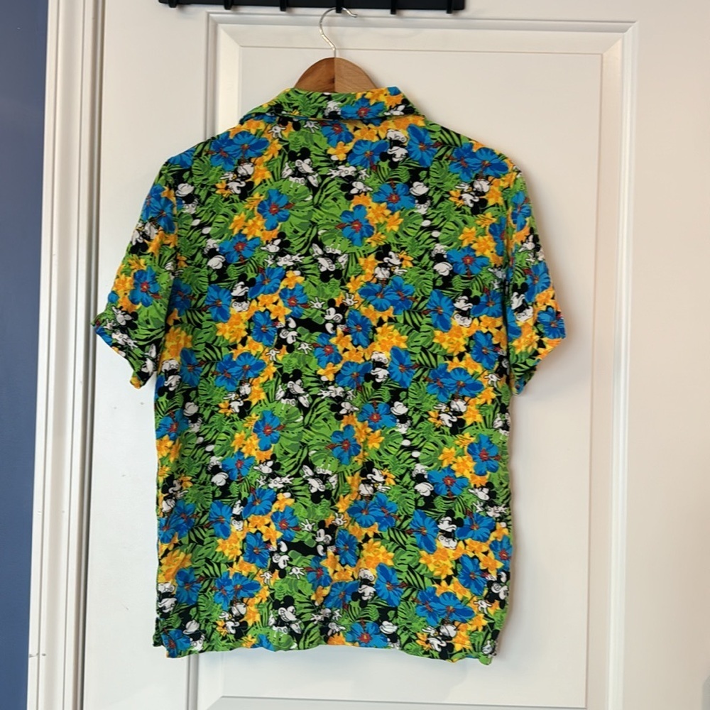 Disney Mickey Mouse Men's Aloha Floral Hawaiian Button Shirt Size Medium - Picture 5 of 5